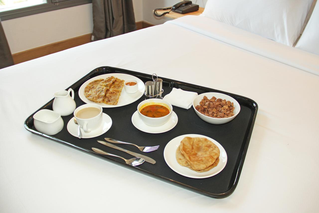 Hotel Srimaan Pune Luaran gambar