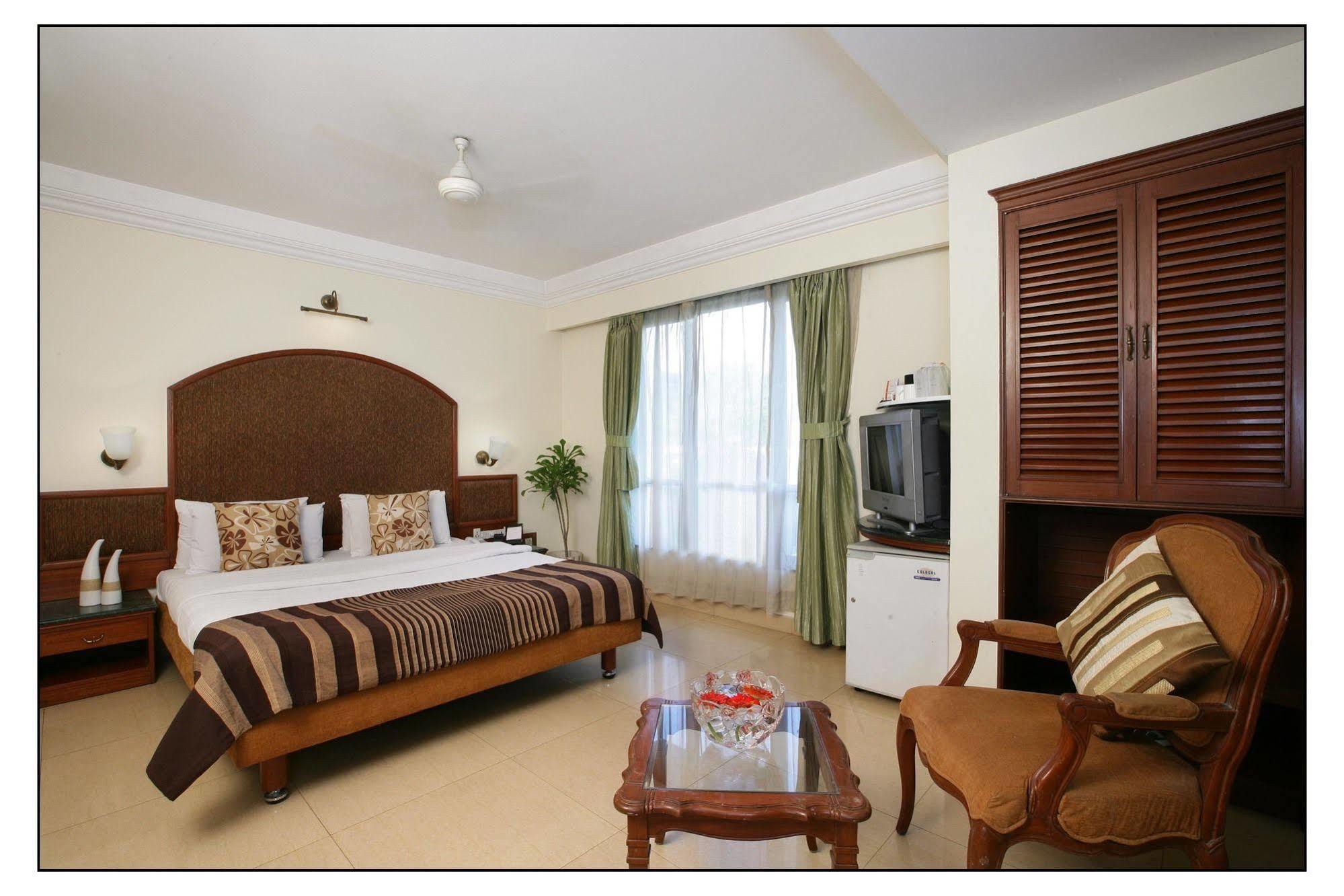 Hotel Srimaan Pune Luaran gambar